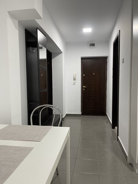 Piata Muncii, Calea Calarasilor nr. 180,